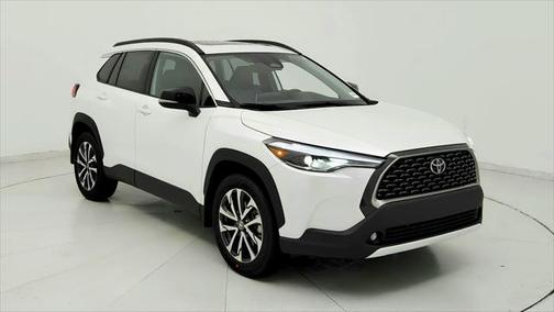 2025 Toyota Corolla Cross XLE