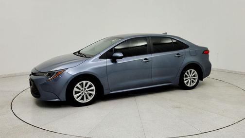 Celestite 2025 Toyota Corolla LE