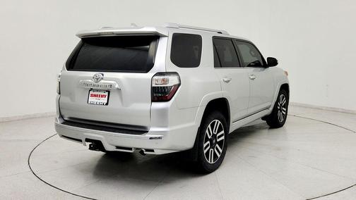 Classic Silver Metallic 2018 Toyota 4Runner Limited