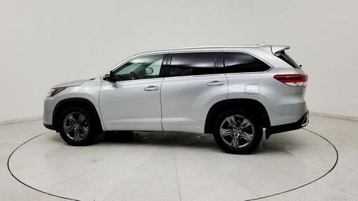 Celestial Silver Metallic 2017 Toyota Highlander Limited Platinum