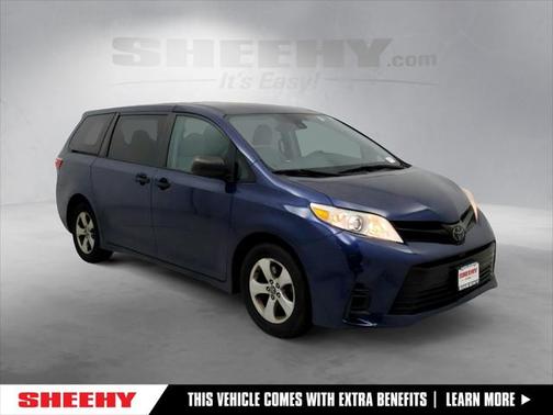 2020 Toyota Sienna SE