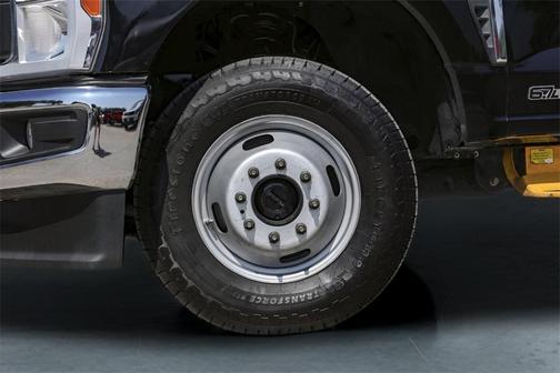 2023 Ford F-350 XL
