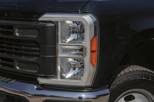 2023 Ford F-350 XL