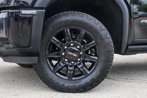 2024 GMC Sierra 2500 AT4