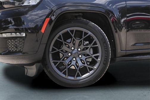 2023 Jeep Grand Cherokee L Summit