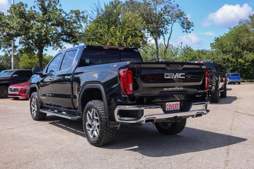 Onyx Black 2024 GMC Sierra 1500 SLT