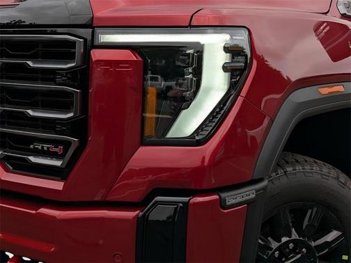 2025 GMC Sierra 2500 AT4