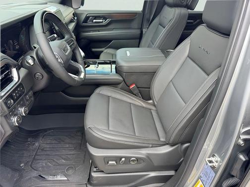 Sterling 2026 GMC Yukon XL Denali
