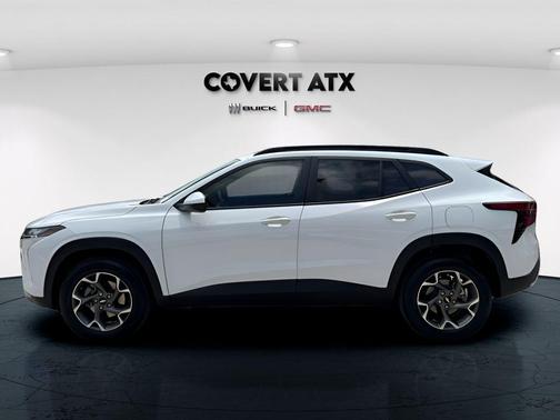 Summit White 2026 Chevrolet Trax LT