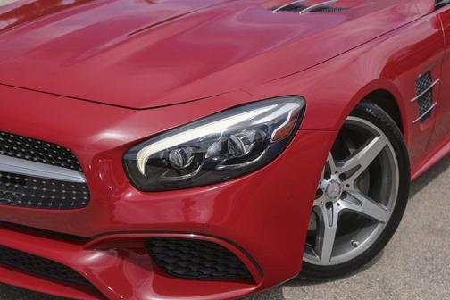 2017 Mercedes-Benz SL 550 Base