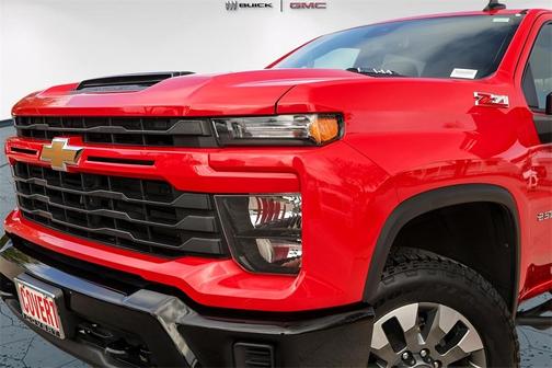 2024 Chevrolet Silverado 2500 Custom