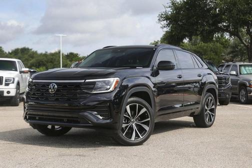 2025 Volkswagen Atlas Cross Sport 2.0T SEL Premium R-Line