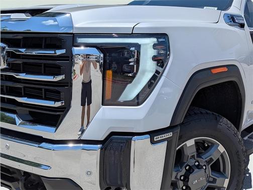2025 GMC Sierra 2500 SLT