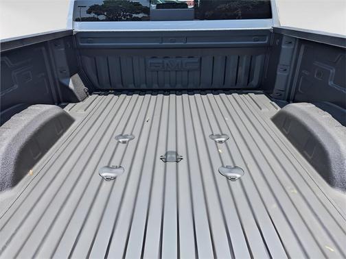 2025 GMC Sierra 2500 SLT
