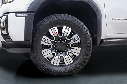 2024 GMC Sierra 2500 Denali