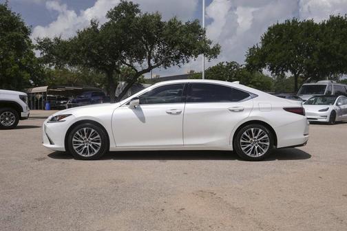 2021 Lexus ES 350 Base