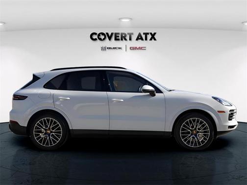 2023 Porsche Cayenne Base (Tiptronic)