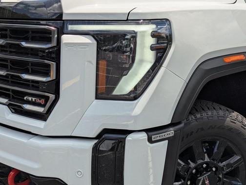 2025 GMC Sierra 2500 AT4