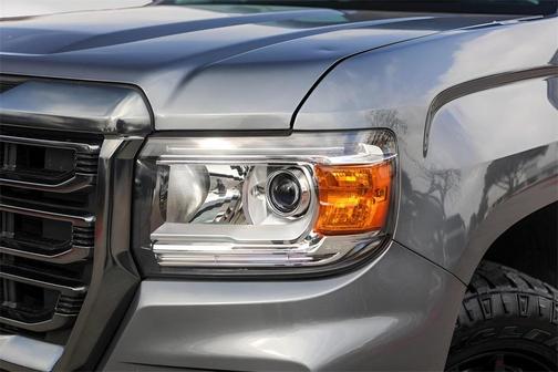 2022 GMC Canyon AT4 w/Leather