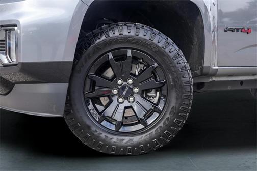 2022 GMC Canyon AT4 w/Leather