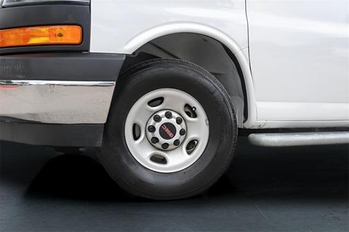 2023 GMC Savana 2500 Work Van