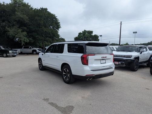 2025 GMC Yukon XL AT4 Ultimate