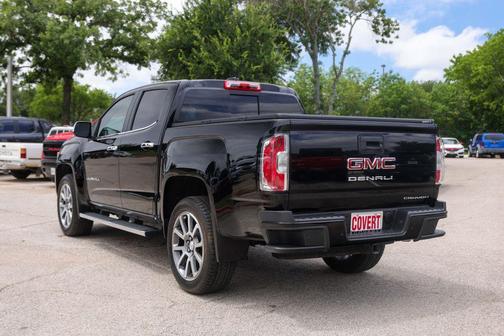 Onyx Black 2022 GMC Canyon Denali