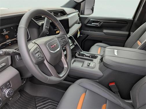 2025 GMC Sierra 2500 AT4
