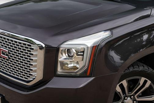 Iridium Metallic 2017 GMC Yukon Denali