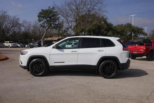 2023 Jeep Cherokee Altitude Lux