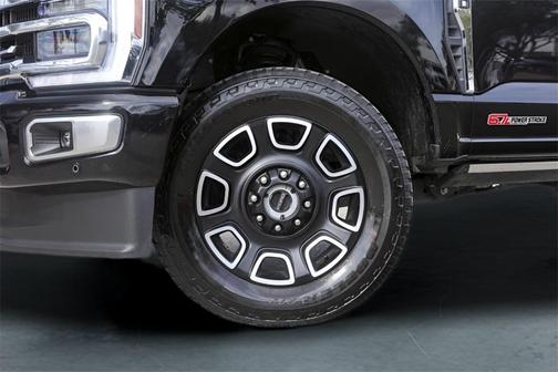 2024 Ford F-250 Platinum