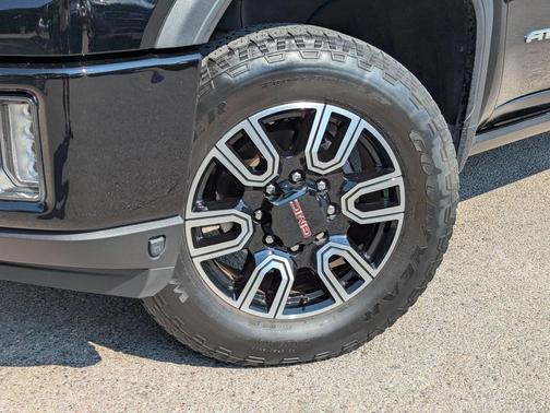 2023 GMC Sierra 2500 AT4