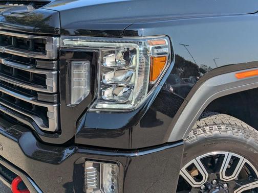 2023 GMC Sierra 2500 AT4