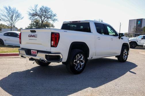 2024 GMC Sierra 1500 SLE