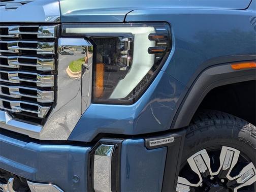 2025 GMC Sierra 2500 Denali