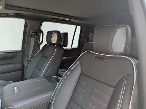 2025 GMC Yukon XL AT4 Ultimate