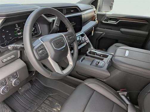 2025 GMC Sierra 2500 Denali