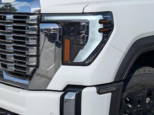 2025 GMC Sierra 2500 Denali