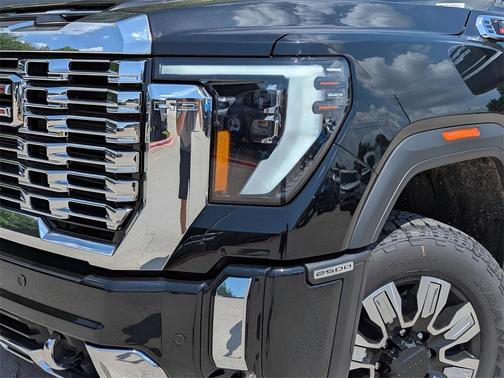 2025 GMC Sierra 2500 Denali