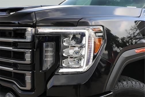 2023 GMC Sierra 2500 AT4