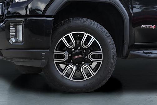 2023 GMC Sierra 2500 AT4