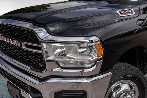 Diamond Black 2024 RAM 3500 Tradesman