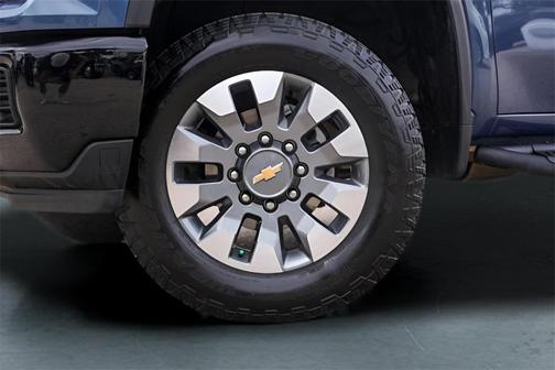 2025 Chevrolet Silverado 2500 Custom