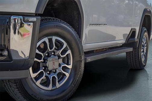 2025 GMC Sierra 2500 SLE
