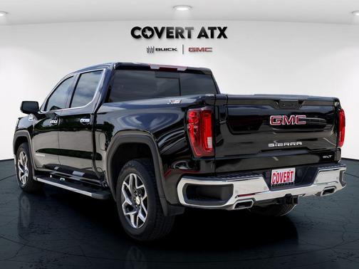Onyx Black 2023 GMC Sierra 1500 SLT