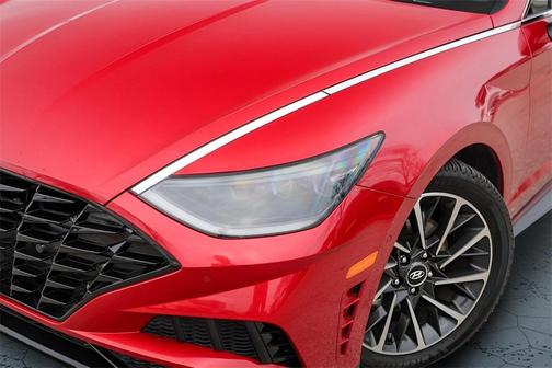 2020 Hyundai SONATA Limited