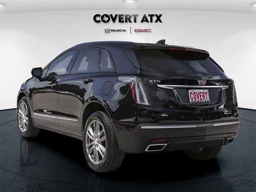 2025 Cadillac XT5 Sport