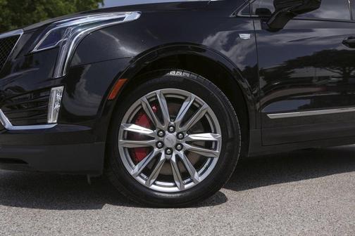 2025 Cadillac XT5 Sport