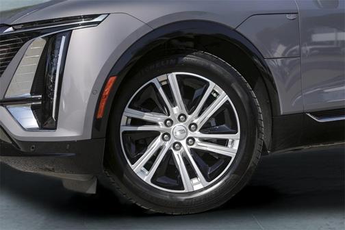 2024 Cadillac LYRIQ Tech