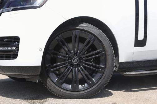 2023 Land Rover Range Rover P530 SE
